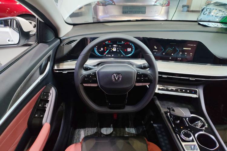 Used CHANGAN Eado 2024 PLUS Blue Whale NE 1.4T GDI DCT High-Energy Edition