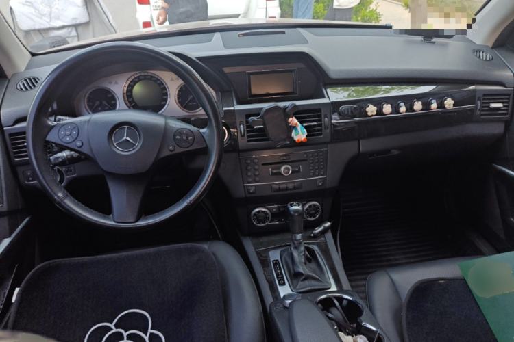 Used Mercedes-Benz GLK-Class 2011 GLK 300 4MATIC Fashion Model
