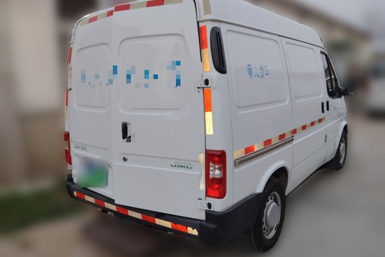 Used JMC Transit 2019 2.8T Commercial Version Short Wheelbase Mid-Roof 3-Seater China VI Standard JX493