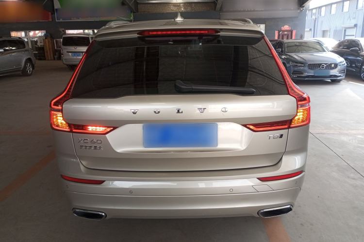 Used Volvo XC60 2019 T5 4x4 Smart Edition China VI Standard