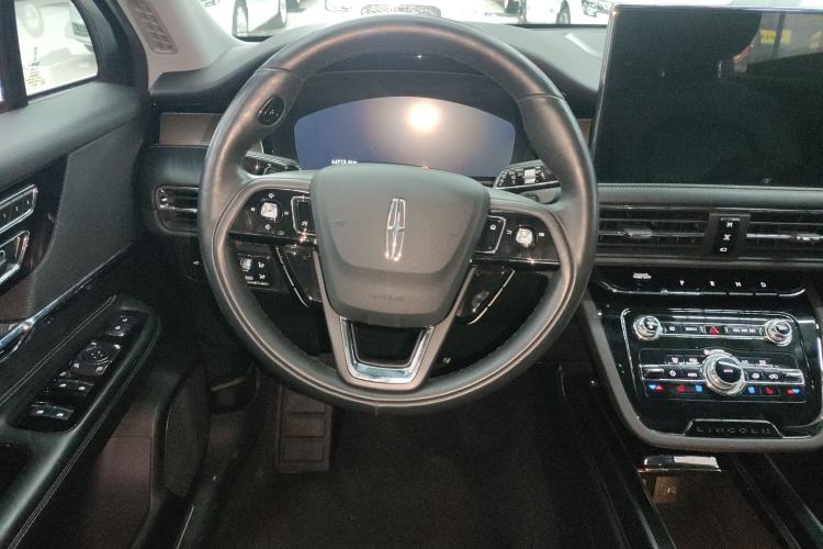 Used Lincoln Corsair 2022 2.0T Two-Wheel Drive Deluxe Edition