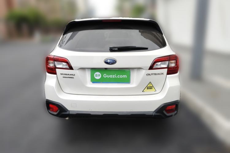 Used Subaru Outback 2015 2.5i Luxury Navigation Edition Rear