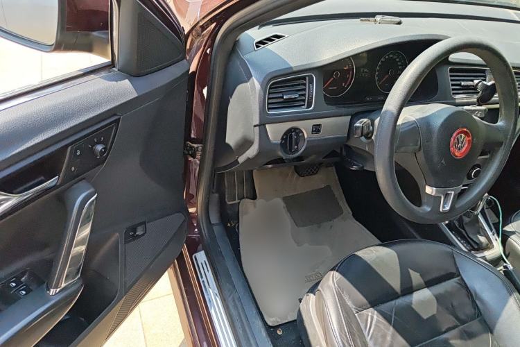 Used Volkswagen Lavida 2013 1.4TSI DSG Comfort Edition Driver Seat