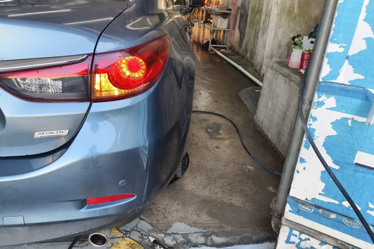 Used Mazda Atenza 2015 2.0L Blue Sky Luxury Edition