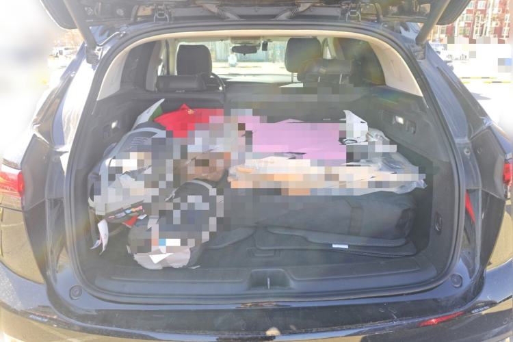 Used Buick Envision 2023 Encore S 652T Two-Wheel-Drive Luxury Model