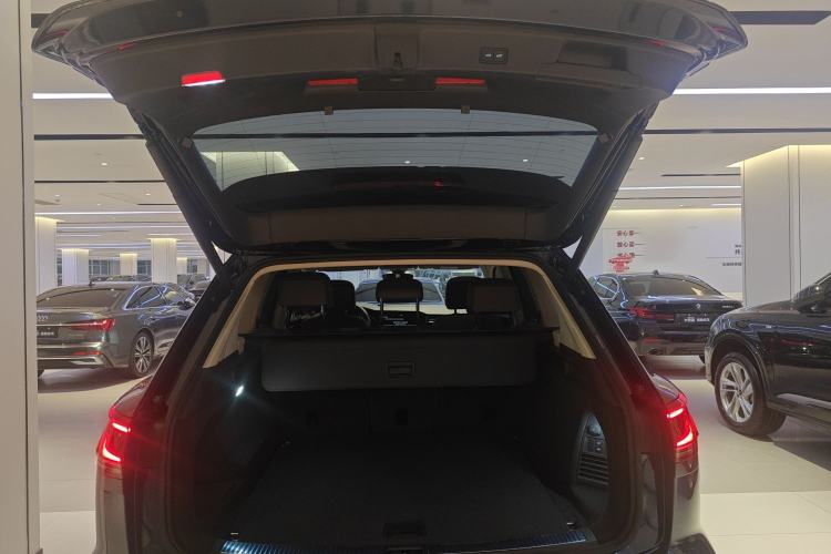 Used Volkswagen Touareg 2025 2.0 TSI Sharp Edition Trunk