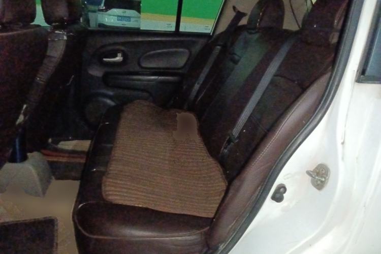 Used Venucia R50 2015 1.6L Manual Fashion Edition Left Rear Seat