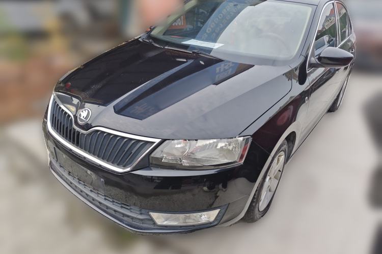 Used Skoda Rapid 2013 1.6L Automatic Smart Selection Model