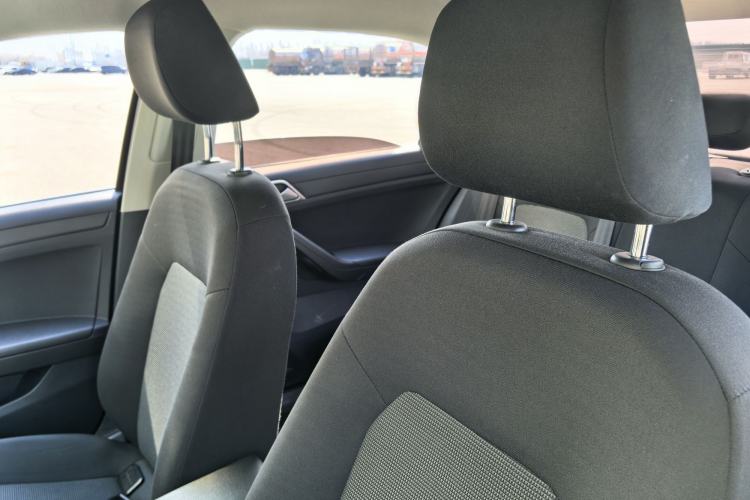 Used Volkswagen Jetta 2019 Dream Edition 1.5L Manual Fashion Version Left Front Seat