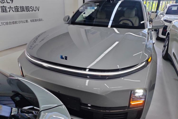 Used Li Auto L7 2025 Max Smart Refresh Edition Front
