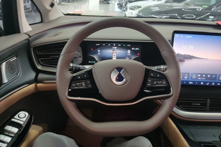 Used Denza D9 2022 DM-i 970 Four-Wheel Drive Flagship Model
