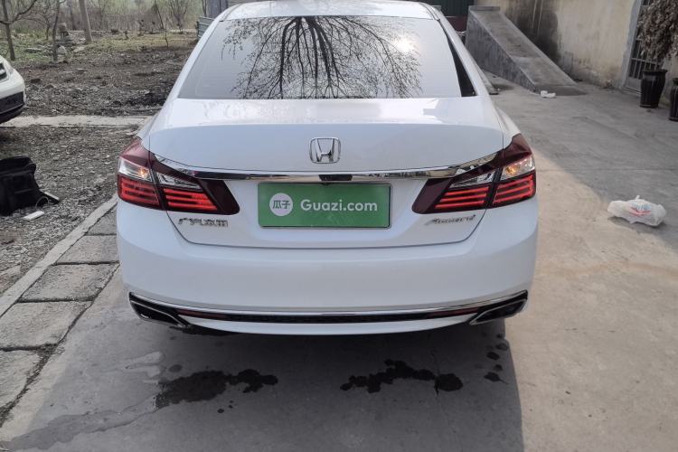 Used Honda Accord 2016 2.0L Comfort Edition
