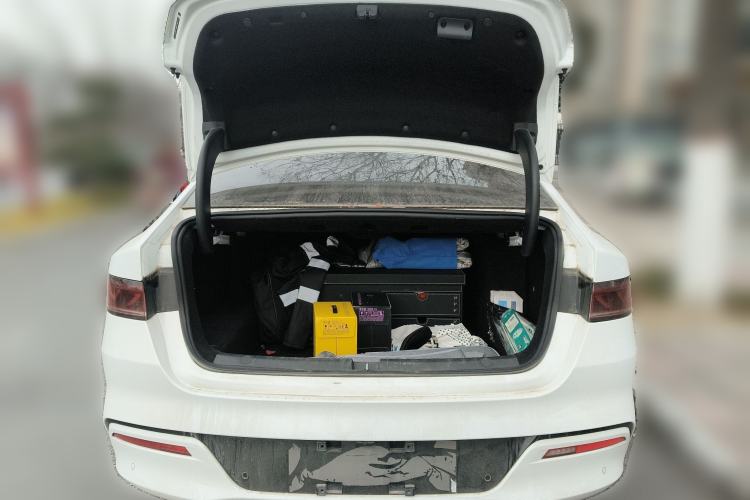 Used BYD Qin PLUS 2024 HONOR Edition DM-i 120KM Beyond Model
