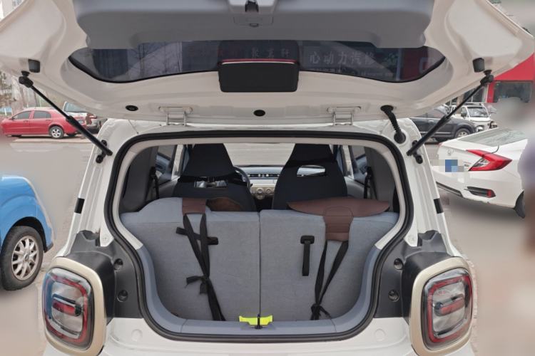 Used Bestune Pony 2024 170km Range Energizing Horse Trunk