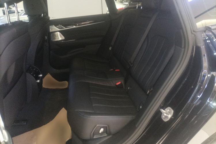 Used BMW 6 Series GT 2024 630i M Sport Luxury Package Left Rear Seat