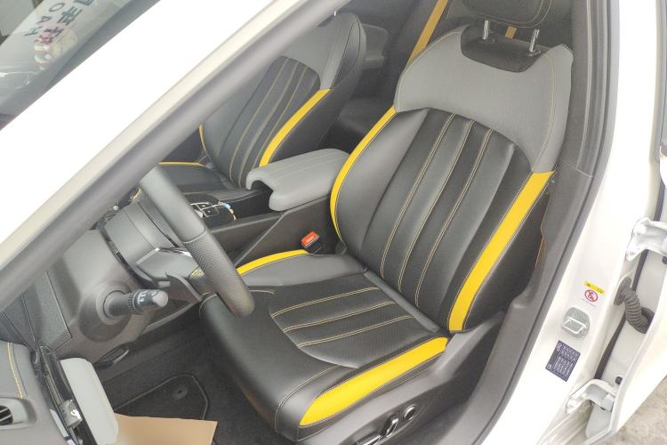 Used GAC Trumpchi EMPOW 2021 270T DCT J16 Version