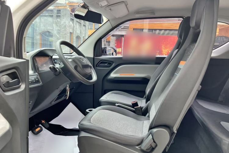Used Wuling Hongguang MINIEV 2020 Freedom Version Lithium Iron Phosphate Left Front Seat