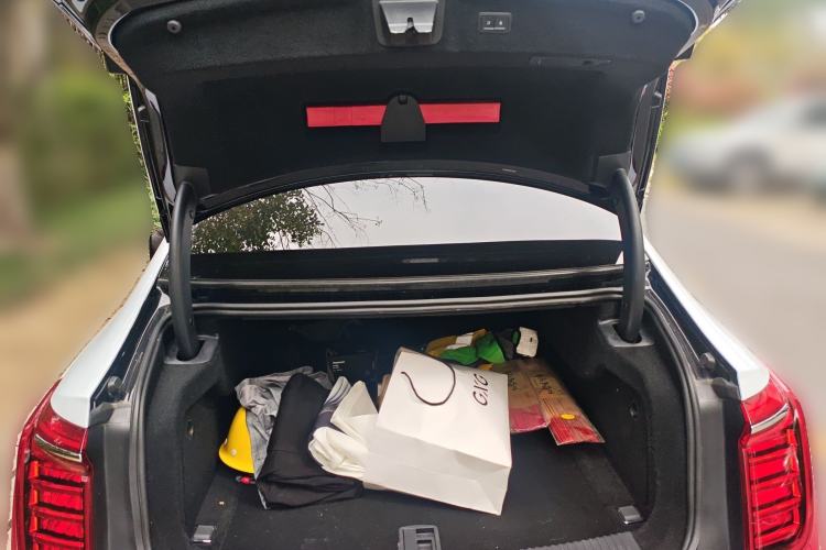 Used Hongqi H9 2022 2.0T Smart Connect Flagship Edition Trunk