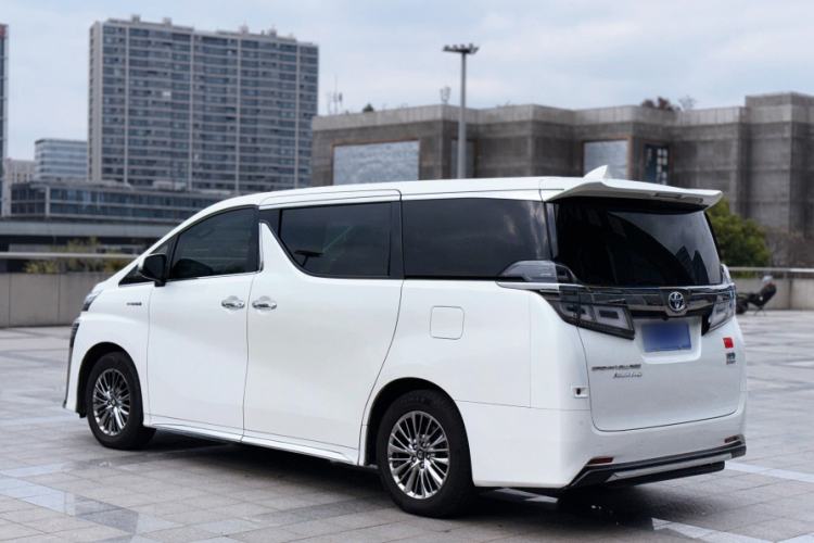 Used Toyota Vellfire 2021 Crown Dual-Engine 2.5L HV Supreme Edition Exterior 6