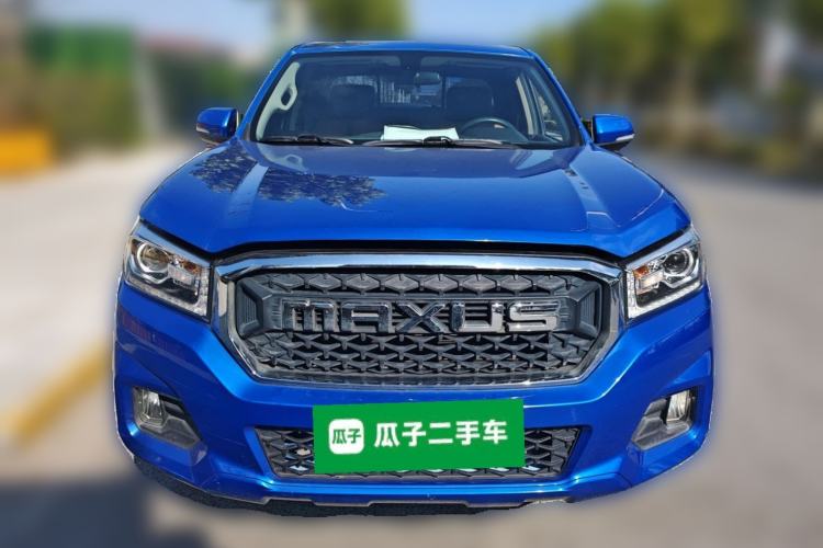 Used SAIC MAXUS T70 2019 2.0T Diesel Automatic Two-Wheel Drive Comfort Edition with Long Bed and High Ground Clearance
