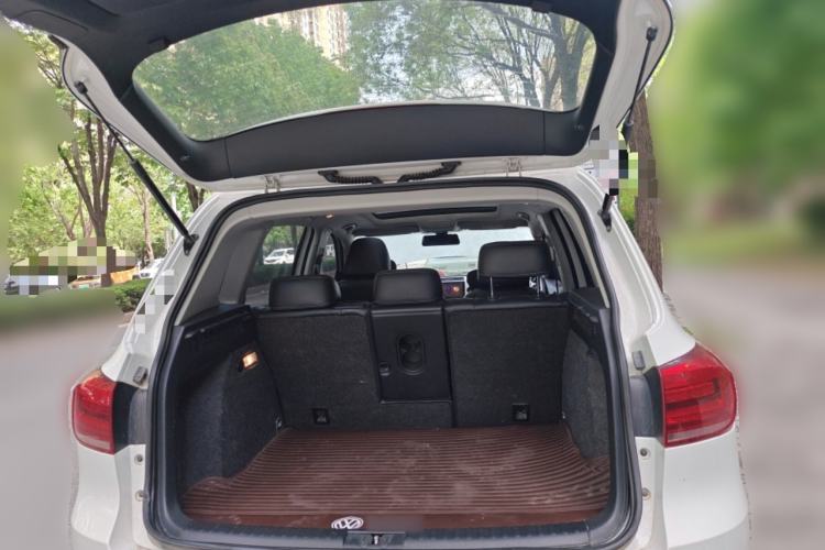 Used Volkswagen Tiguan 2017 300TSI Automatic Two-Wheel Drive Silk Road Comfort Edition Trunk