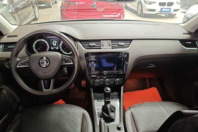 Used Skoda Octavia 2019 TSI280 DSG Flagship Wagon China VI Standard
