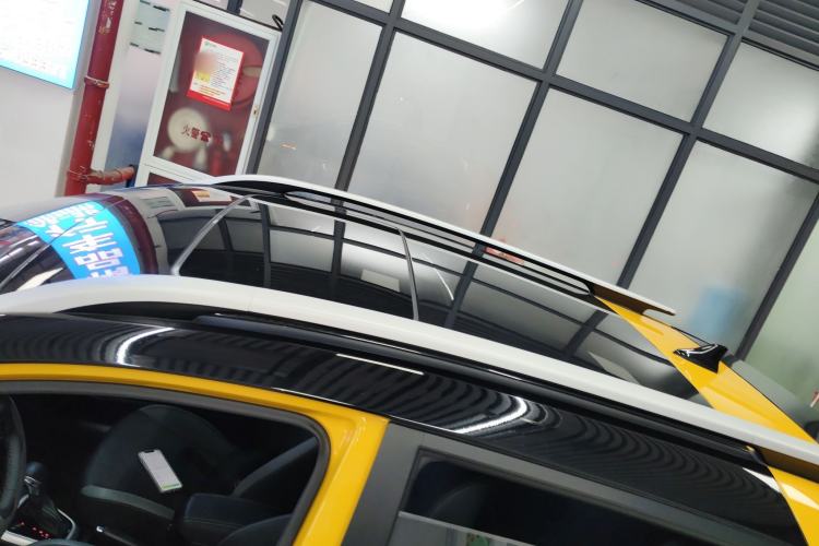 Used Kia kx1 Stonic 2021 1.4L CVT Sunroof Model Roof