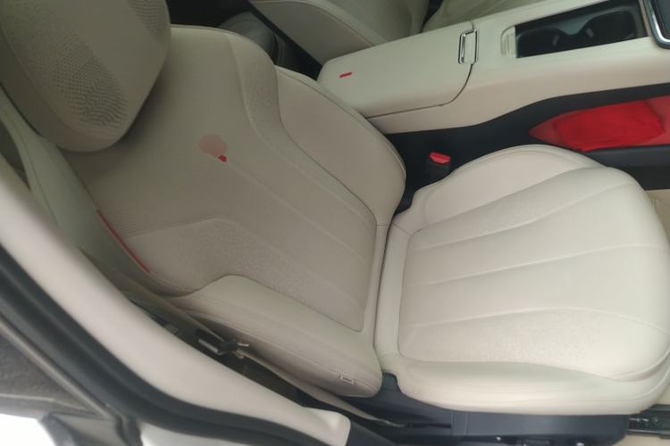 Used Lynk & Co 07 2024 EM-P 126 Long-Range Halo
