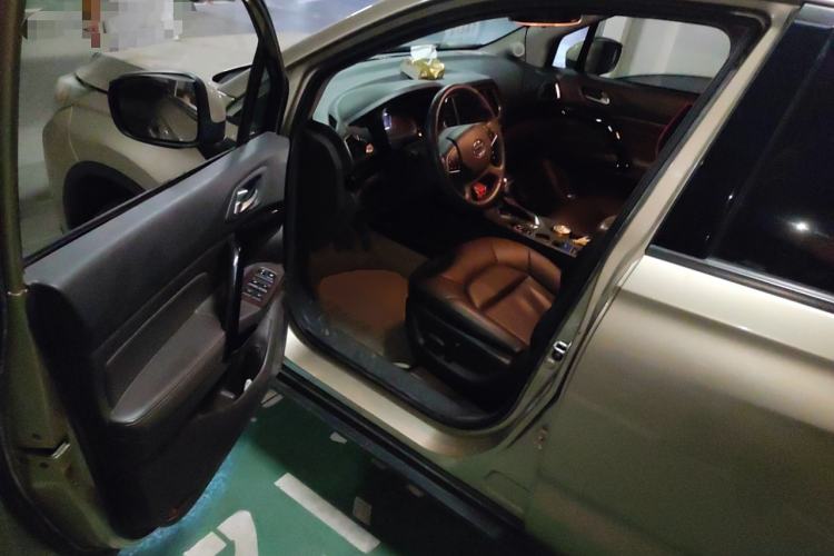 Used GAC Trumpchi GS4 2017 235T Automatic Two-Wheel Drive Luxury Smart Connectivity Version Driver Seat