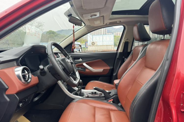 Used HYOSOW S3 2016 S3L 1.5L Manual Premium Edition Interior 3