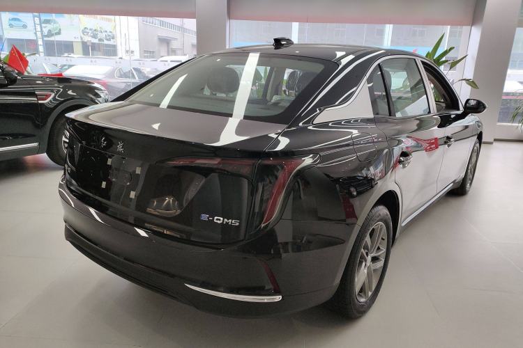 Used Hongqi E-QM5 2025 500km Range Commuter Version