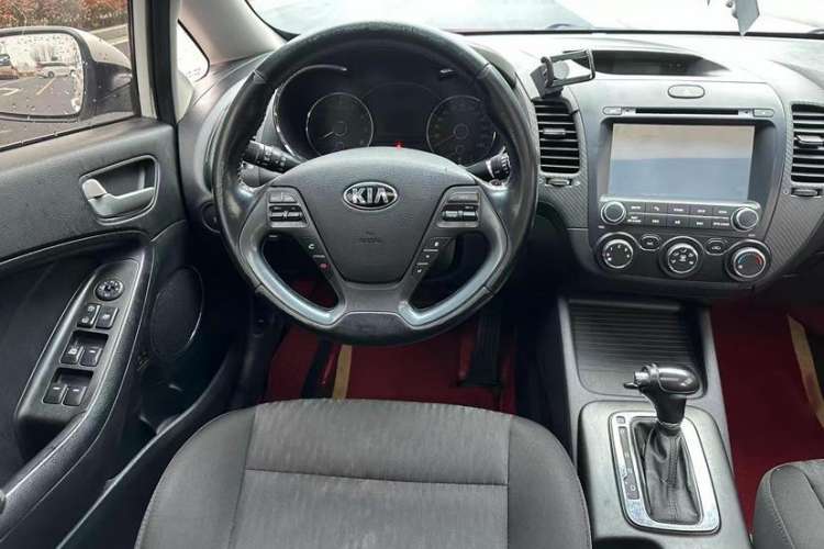 Used Kia K3 2013 1.6L Automatic GLS Interior 1