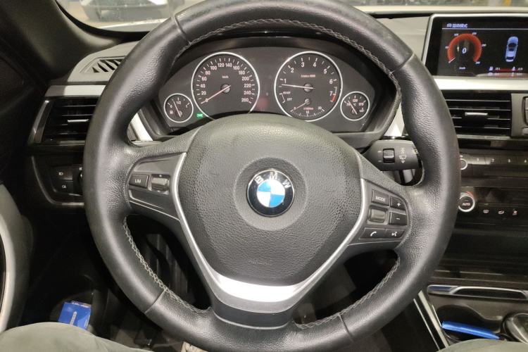 Used BMW 4 Series 2016 420i Convertible Fashion Model