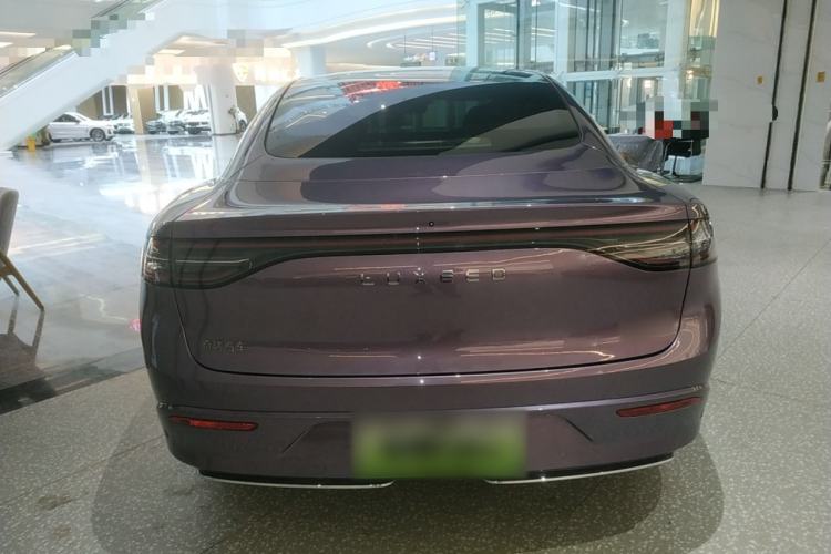 Used Hima Luxeed S7 2025 705 km Max
