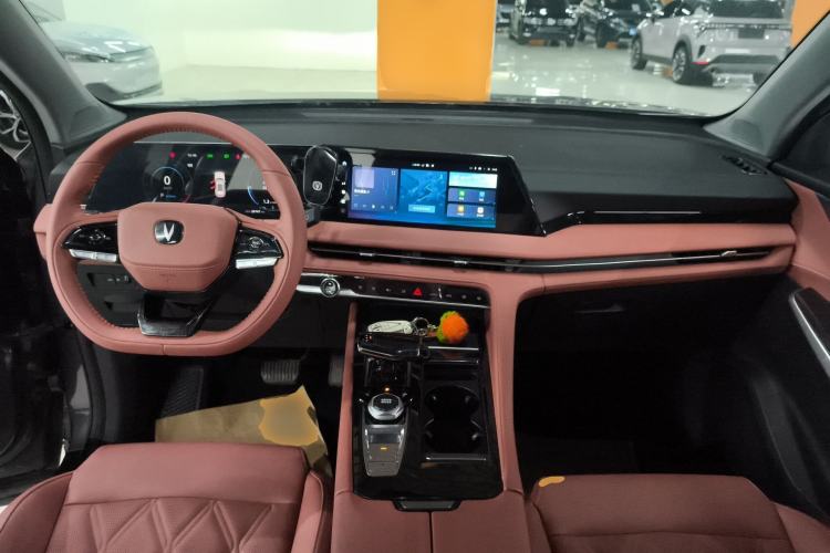 Used CHANGAN CS75 PLUS 2023 3rd Generation 1.5T Automatic Prestige Model
