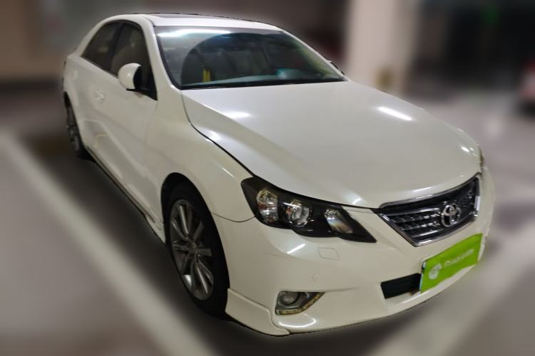 Used Toyota Reiz 2012 2.5V Fengdu Elite Stylish Edition Front Right 45 Deg