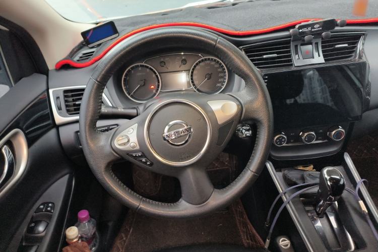 Used Nissan Sylphy 2018 1.6XV CVT Deluxe Edition Steering Wheel