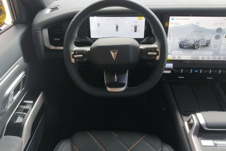 Used Deepal G318 2025 Worry-Free Adventure Edition Four-Wheel Drive Secret Realm Version
