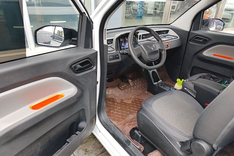 Used Wuling Hongguang MINIEV 2022 Zizai Version Lithium Iron Phosphate Driver Seat
