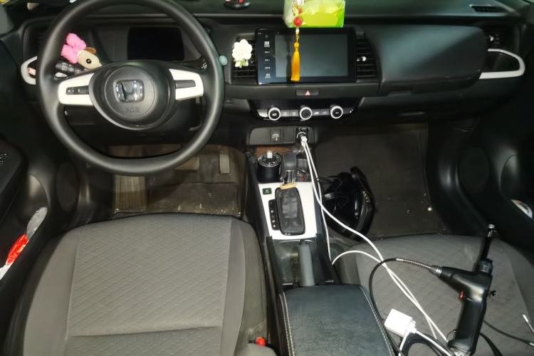 Used Honda Fit 2023 1.5L CVT Trend Edition Center Console