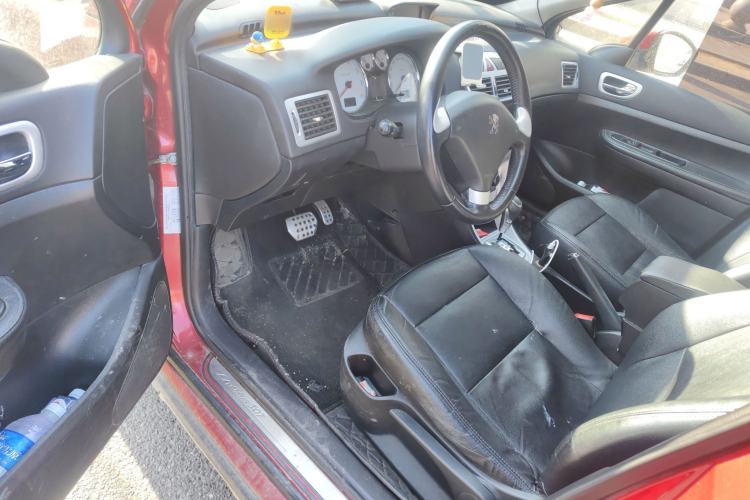 Used Peugeot 307 2013 1.6L Automatic CROSS