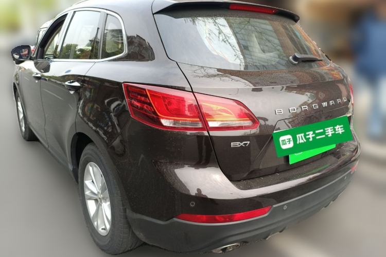 Used BORGWARD BX7 2016 28T Two-Wheel Drive Luxury Version 5 Seats