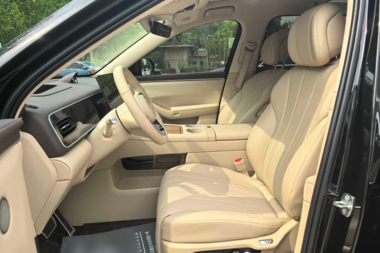 Used Hima AITO M7 2026 Model Range-Extending Ultra All-Wheel Drive 6-Seater Version Interior 8