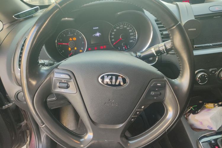 Used Kia K3 2016 1.6L Automatic GLS
