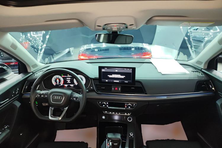 Used Audi Q5L 2022 Updated 45T Luxury Dynamic Version
