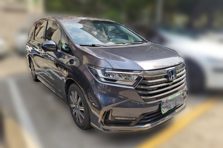 Used Honda Odyssey 2022 2.0L eHEV Sharp Smart Edition Front Right 45 Deg