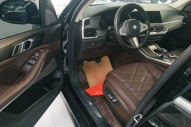 Used BMW X5 2022 xDrive 30Li M Sport Package
