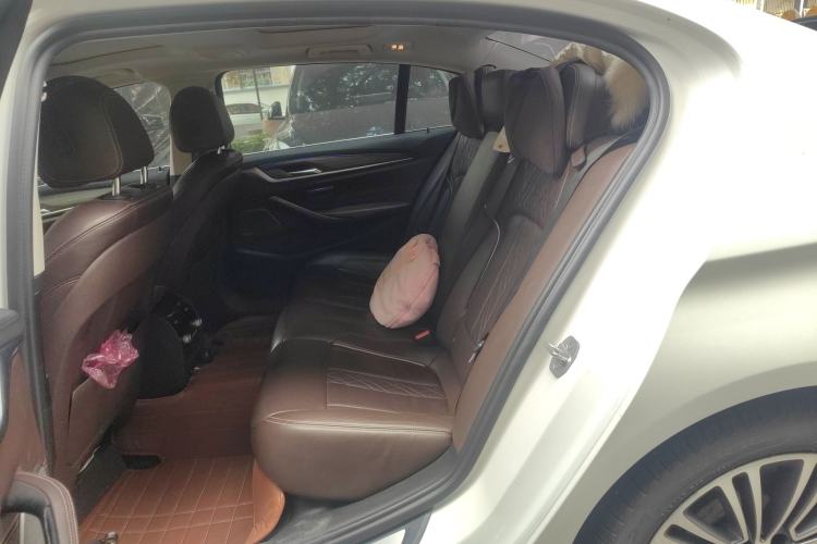 Used BMW 5 Series 2018 530Li Luxury Edition Premium Package
