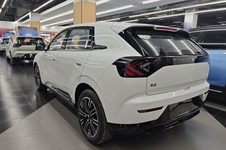 Used ARCFOX T1 2025 Model 425 PLUS
