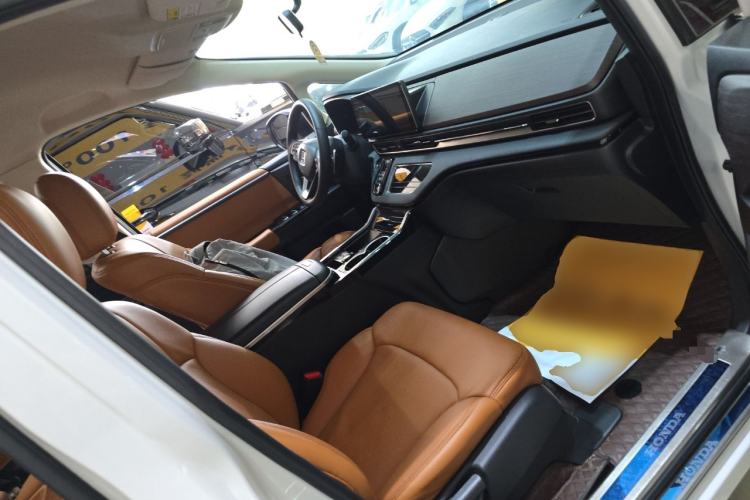 Used Honda Odyssey 2024 2.0L eHEV Sharp & Enjoy Edition
